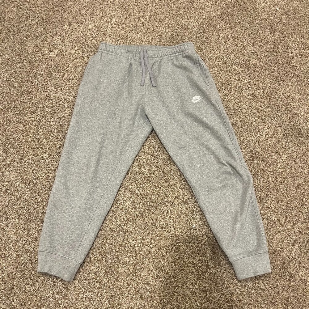 Nike Men's Grey Joggers-tracksuits